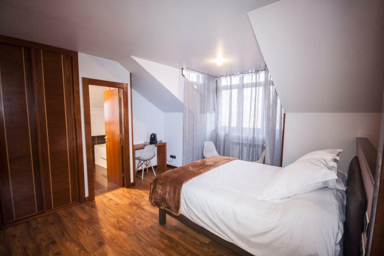Hospedium Hotel La Casona Del Conde Noreña Zewnętrze zdjęcie